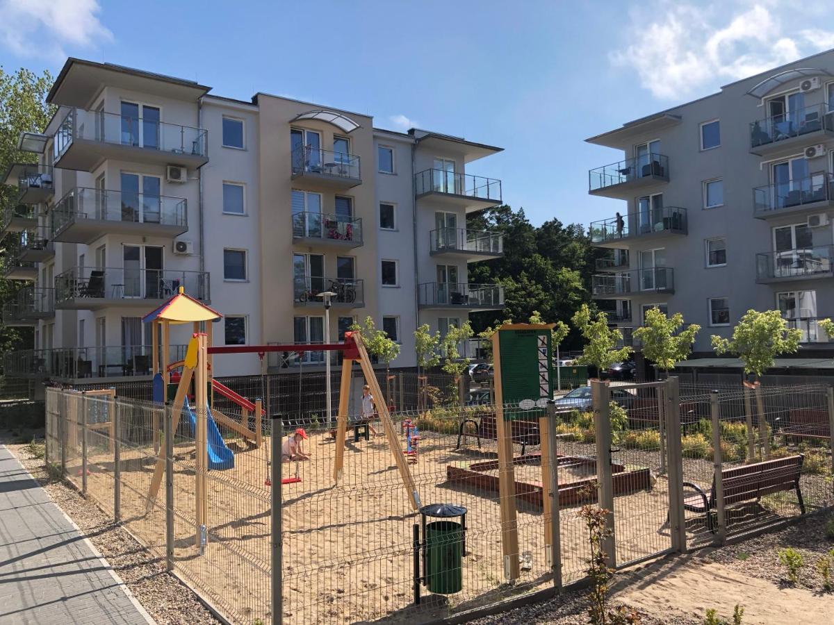 Apartament Sea Tide- Lesne Tarasy Dziwnowek-Sannel Apartments For Rent Exteriör bild