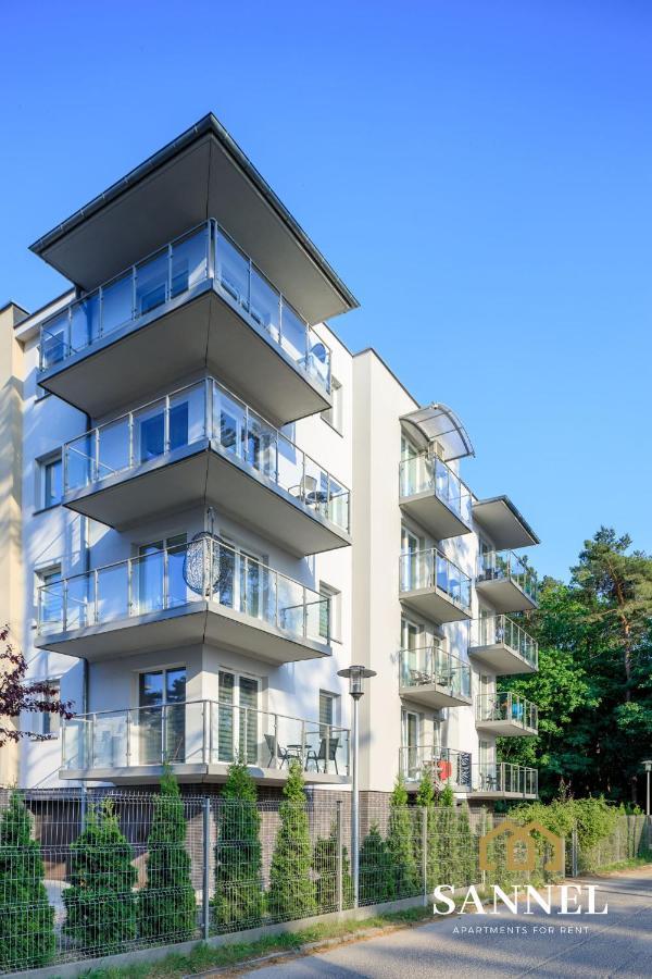Apartament Sea Tide- Lesne Tarasy Dziwnowek-Sannel Apartments For Rent Exteriör bild